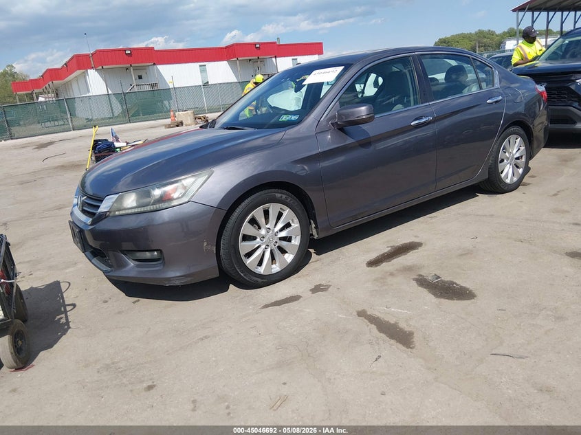 2015 Honda Accord VIN 1HGCR2F8XFA269073 IAAI salvage auction — RIGHT SIDE, Salvage - 75% Or Less (Maryland), sold $3,050 on 2026-07-12 (photo 2)
