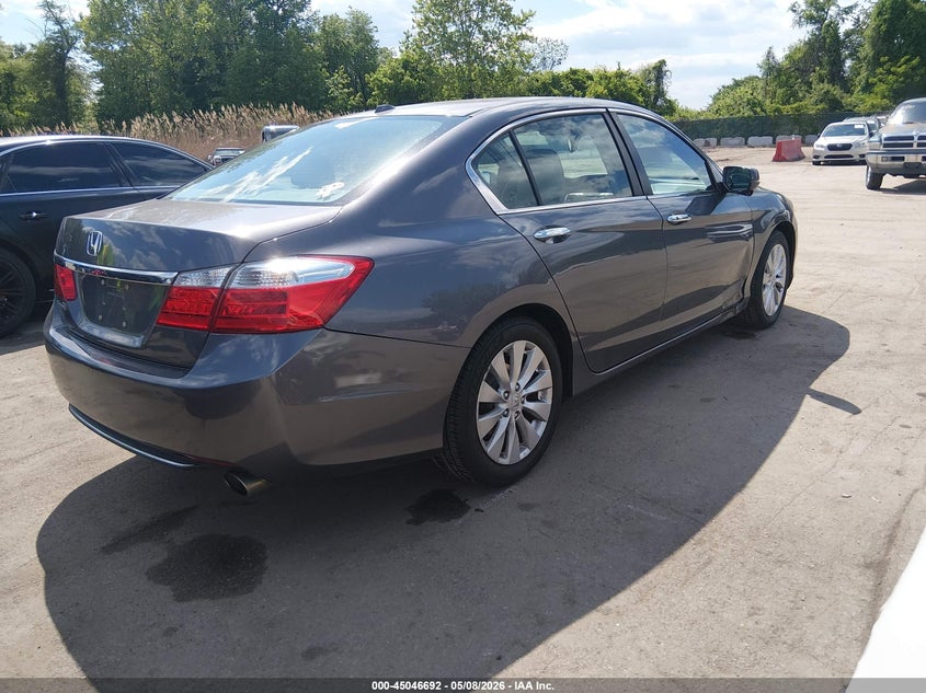 2015 Honda Accord VIN 1HGCR2F8XFA269073 IAAI salvage auction — RIGHT SIDE, Salvage - 75% Or Less (Maryland), sold $3,050 on 2026-07-12 (photo 4)