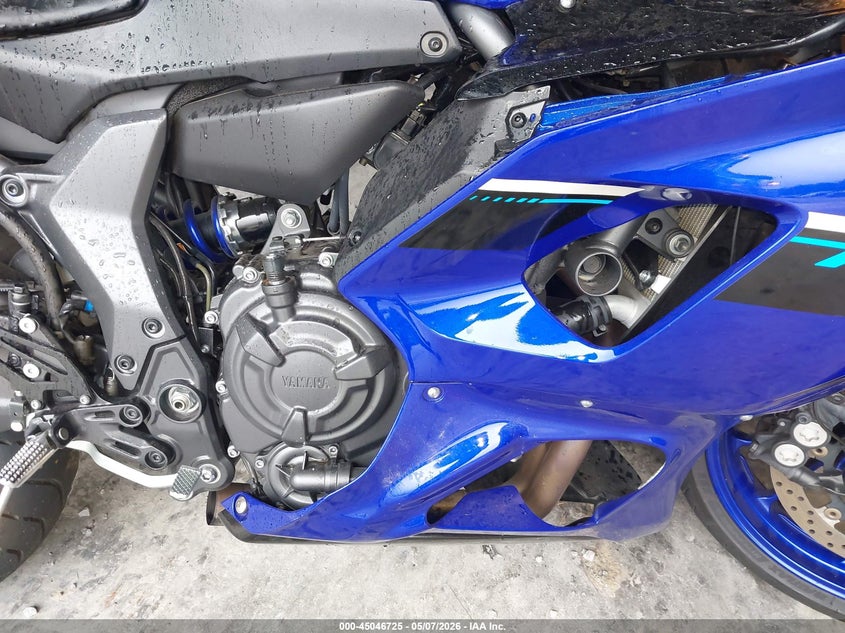 2025 Yamaha Yzf VIN JYARM38E1SA019484 IAAI salvage auction — LEFT SIDE, Certificate Of Destruction (Florida), sold $1,650 on 2026-07-29 (photo 8)