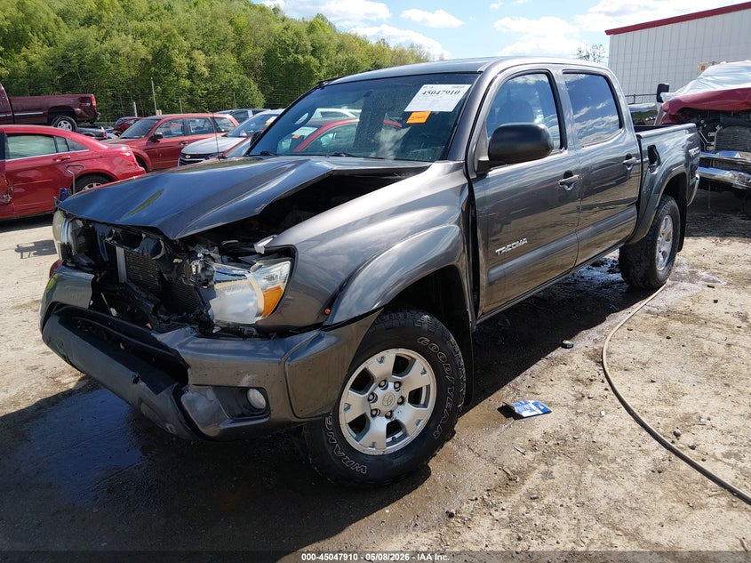 2013 Toyota Tacoma VIN 5TFLU4EN9DX049160 IAAI salvage auction — FRONT END, Salvage (West Virginia), sold $5,900 on 2026-07-16 (photo 2)