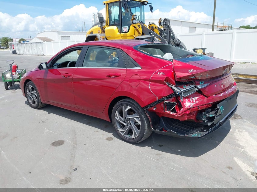 2025 Hyundai Elantra VIN KMHLP4DG4SU065285 IAAI salvage auction — REAR END, Rebuildable (Florida), sold $8,100 on 2026-07-29 (photo 3)