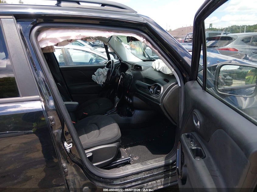 2017 Jeep Renegade VIN ZACCJBBB0HPG57164 IAAI salvage auction — FRONT END, Salvage (West Virginia), sold $575 on 2026-07-09 (photo 5)