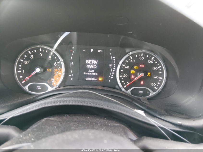 2017 Jeep Renegade VIN ZACCJBBB0HPG57164 IAAI salvage auction — FRONT END, Salvage (West Virginia), sold $575 on 2026-07-09 (photo 7)