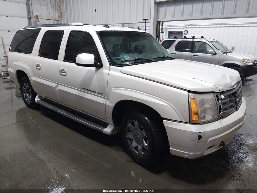 2005 Cadillac Escalade esv VIN 3GYFK66N15G141201 IAAI salvage auction — NORMAL WEAR, Original (Alaska), sold $825 on 2026-07-31 (photo 1)