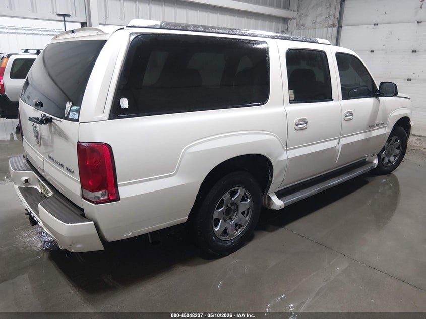 2005 Cadillac Escalade esv VIN 3GYFK66N15G141201 IAAI salvage auction — NORMAL WEAR, Original (Alaska), sold $825 on 2026-07-31 (photo 4)