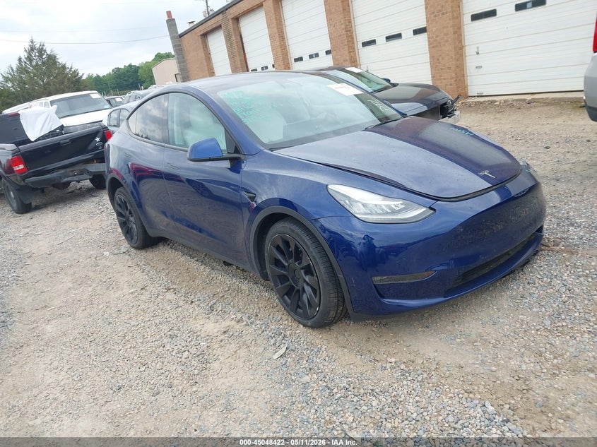 2022 Tesla Model y VIN 7SAYGDEE6NF310420 IAAI salvage auction — FRONT END, Salvage (North Carolina), sold $11,600 on 2026-07-16 (photo 1)