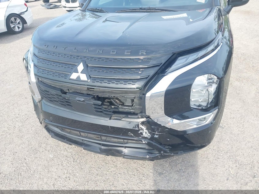 2022 Mitsubishi Outlander VIN JA4J3UA82NZ055635 IAAI salvage auction — FRONT END, Salvage (Texas), sold $5,000 on 2026-07-28 (photo 6)