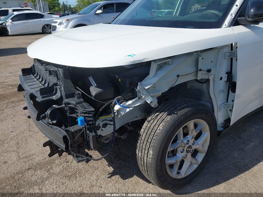 2025 Kia Soul VIN KNDJ23AU9S7267343 IAAI salvage auction — FRONT END, Clear (Michigan), sold $6,100 on 2026-07-16 (photo 6)