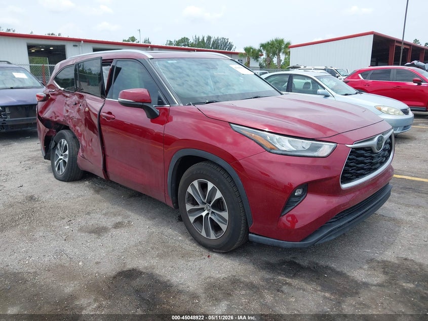 2020 Toyota Highlander VIN 5TDGZRAH6LS513137 IAAI salvage auction — RIGHT SIDE, Certificate Of Destruction (Florida), sold $9,150 on 2026-07-27 (photo 1)