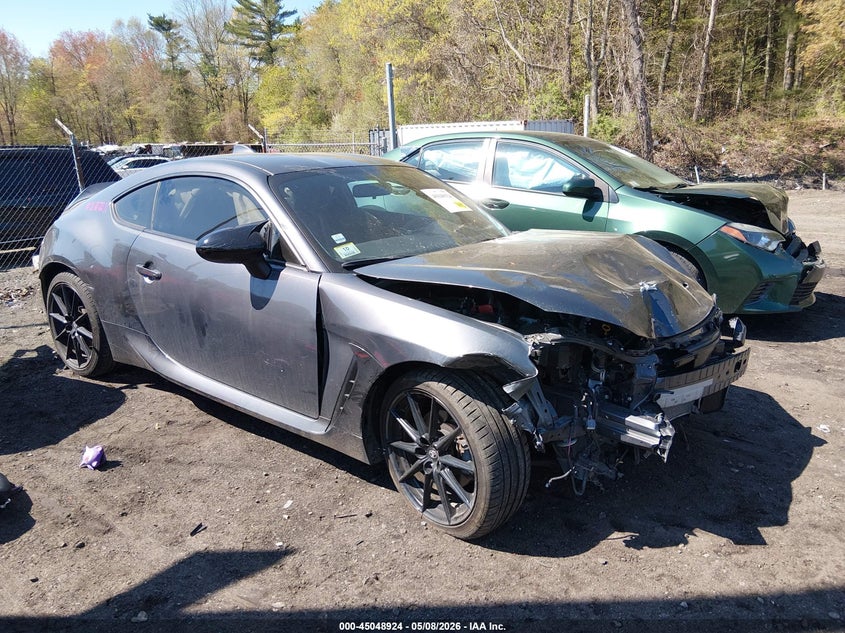 2024 Toyota Gr 86 VIN JF1ZNBE18R8754886 IAAI salvage auction — FRONT & REAR, Salvage (Massachusetts), sold $3,150 on 2026-07-21 (photo 1)