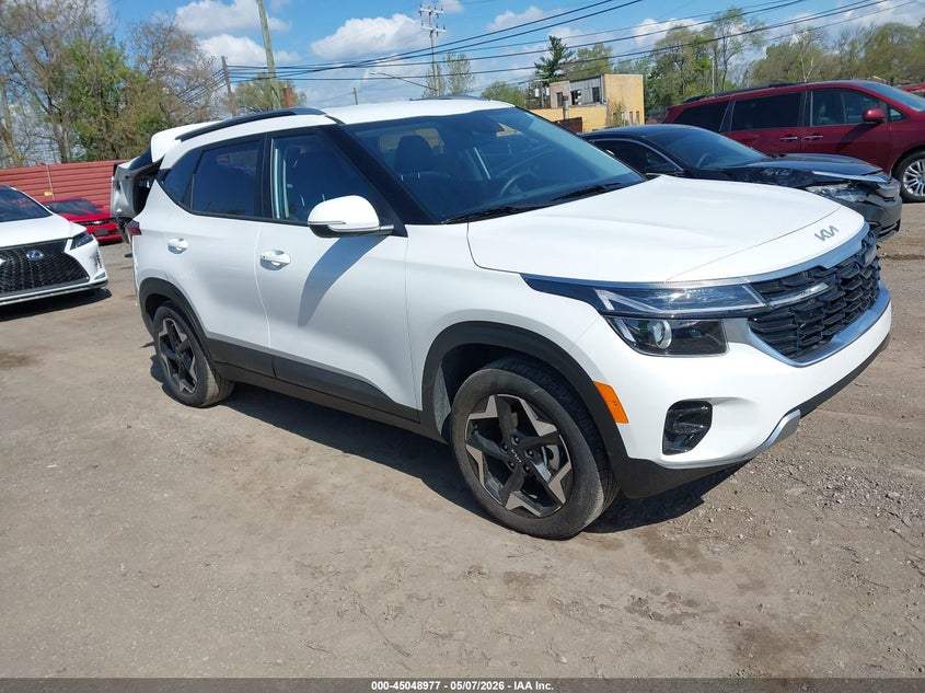 2026 Kia Seltos VIN KNDEU2AA7T7867856 IAAI salvage auction — FRONT & REAR, Salvage Title, sold $6,500 on 2026-08-01 (photo 1)