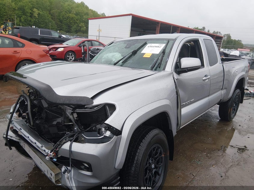 2019 Toyota Tacoma VIN 5TFSZ5AN8KX180764 IAAI salvage auction — ROLLOVER, Salvage (West Virginia), sold $5,250 on 2026-07-16 (photo 2)