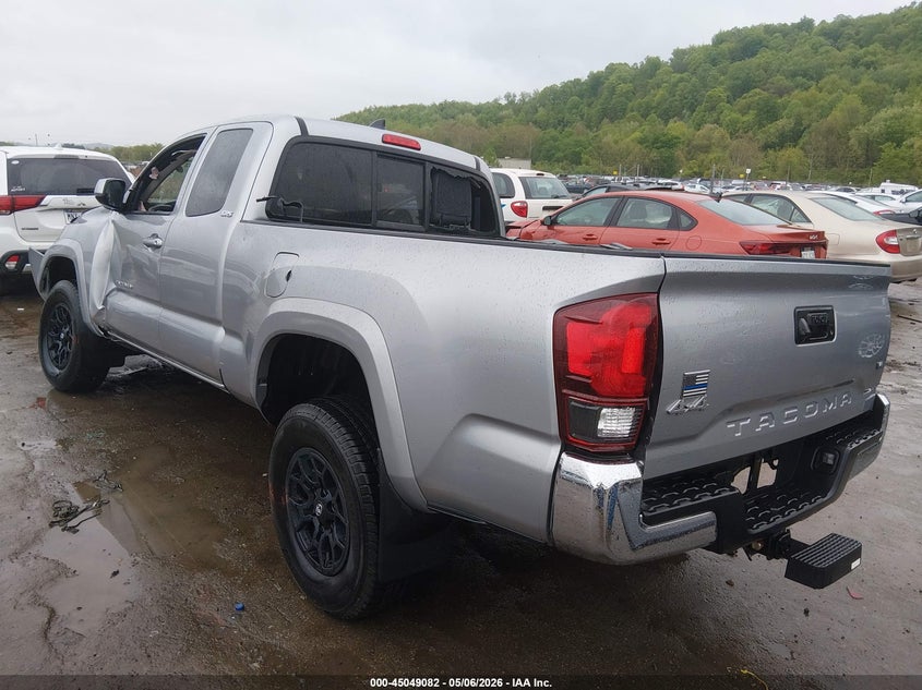 2019 Toyota Tacoma VIN 5TFSZ5AN8KX180764 IAAI salvage auction — ROLLOVER, Salvage (West Virginia), sold $5,250 on 2026-07-16 (photo 3)