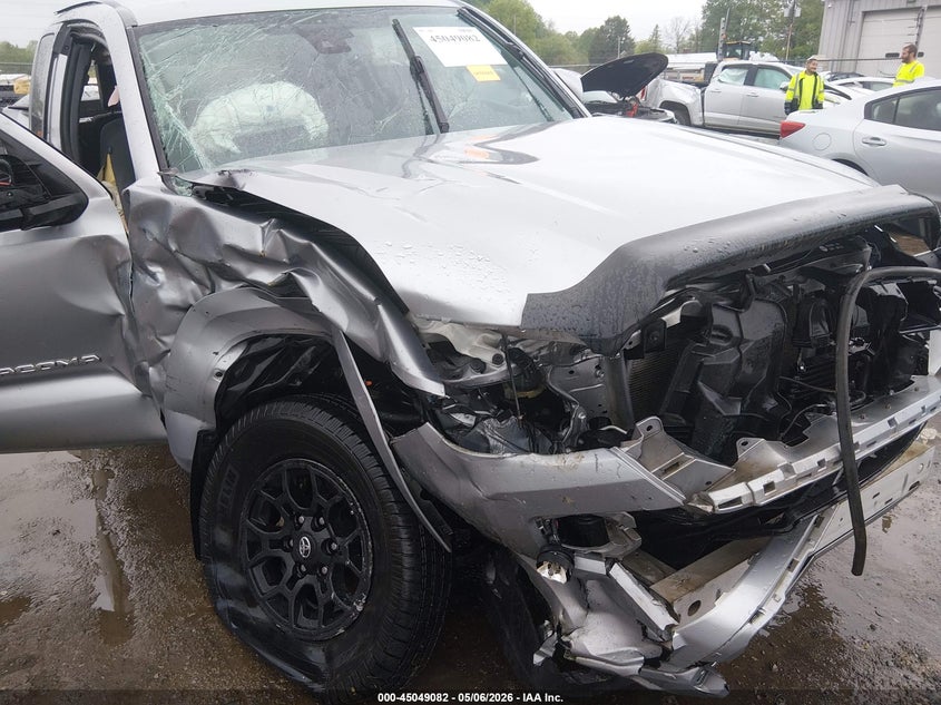 2019 Toyota Tacoma VIN 5TFSZ5AN8KX180764 IAAI salvage auction — ROLLOVER, Salvage (West Virginia), sold $5,250 on 2026-07-16 (photo 6)