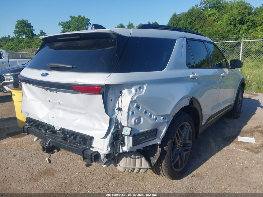 2026 Ford Explorer VIN 1FMUK7KH2TGA43284 IAAI salvage auction — REAR END, Salvage (Louisiana), sold $14,200 on 2026-07-29 (photo 4)