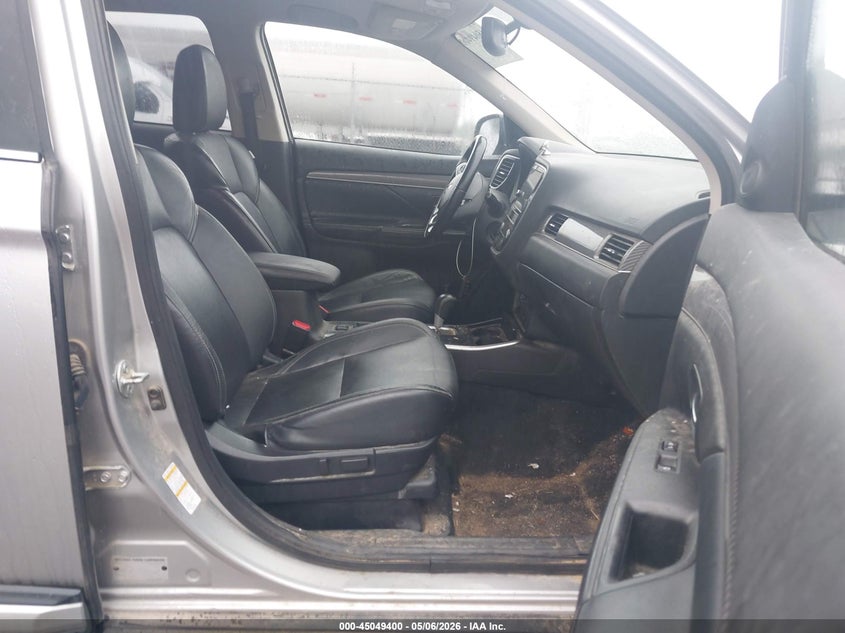 2019 Mitsubishi Outlander VIN JA4AD3A38KZ026969 IAAI salvage auction — RIGHT SIDE, Salvage (Mississippi), sold $3,875 on 2026-07-15 (photo 5)