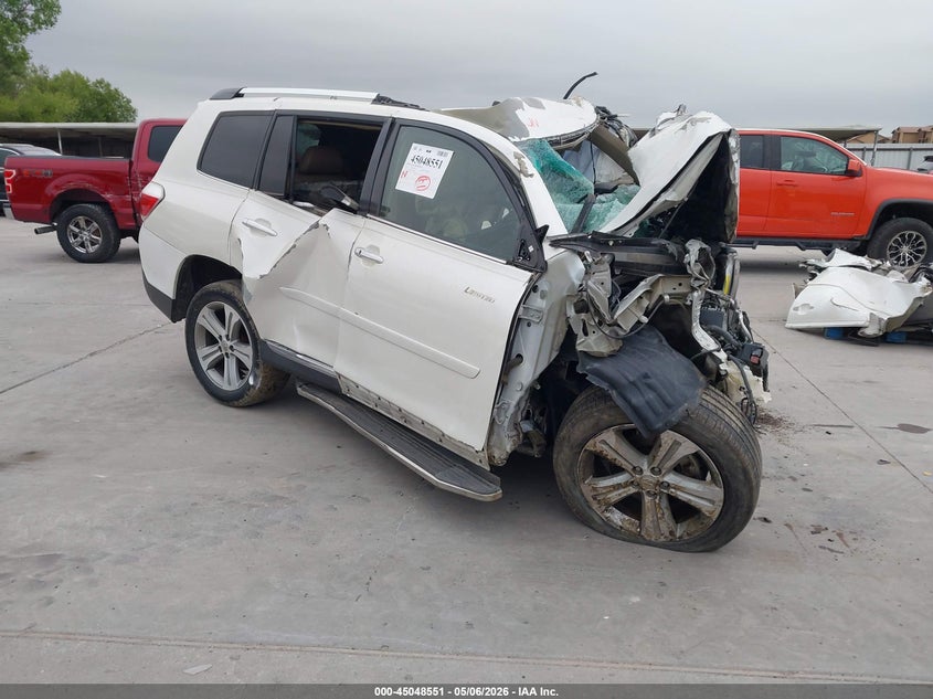 2013 Toyota Highlander VIN 5TDYK3EHXDS118699 IAAI salvage auction — ROLLOVER, Non-Repairable (Texas), sold $325 on 2026-07-08 (photo 1)