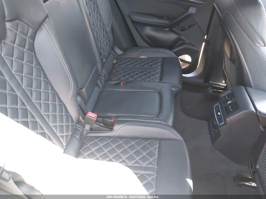 2023 Audi Sq5 sportback VIN WA124AFY4P2146829 IAAI salvage auction — LEFT SIDE, Wait Title, sold $12,150 on 2026-08-11 (photo 8)