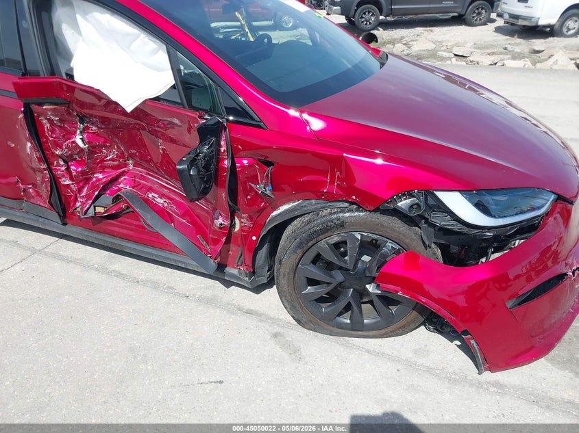 2024 Tesla Model x VIN 7SAXCBE59RF441973 IAAI salvage auction — RIGHT SIDE, Salvage Title, sold $19,500 on 2026-07-16 (photo 6)