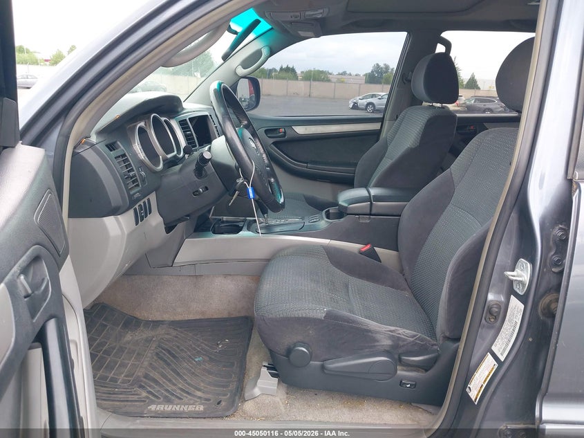 2004 Toyota 4runner VIN JTEBU14R140043114 IAAI salvage auction — RIGHT SIDE, Salvage (Oregon), sold $2,550 on 2026-07-09 (photo 5)