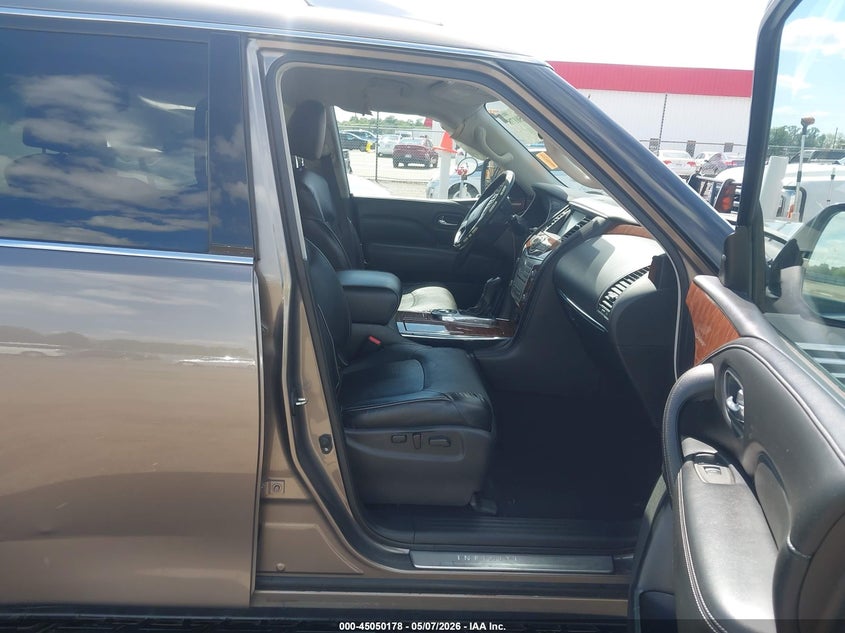 2019 Infiniti Qx80 VIN JN8AZ2NFXK9687719 IAAI salvage auction — LEFT & RIGHT, Salvage Title, sold $5,600 on 2026-07-29 (photo 5)