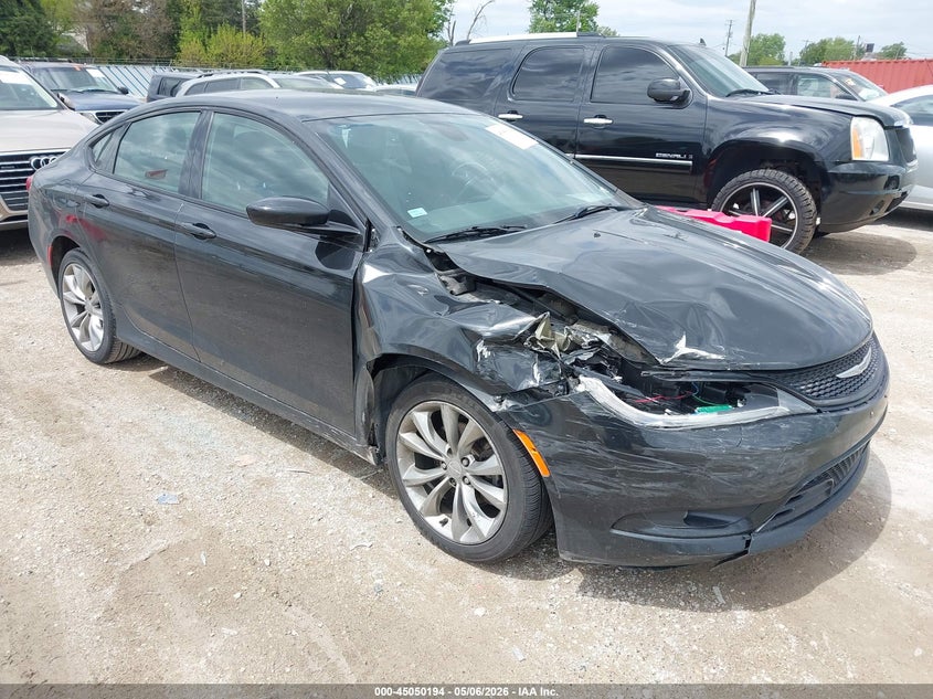 2015 Chrysler 200 VIN 1C3CCCBB0FN717485 IAAI salvage auction — RIGHT FRONT, Salvage (Texas), sold $100 on 2026-07-15 (photo 1)