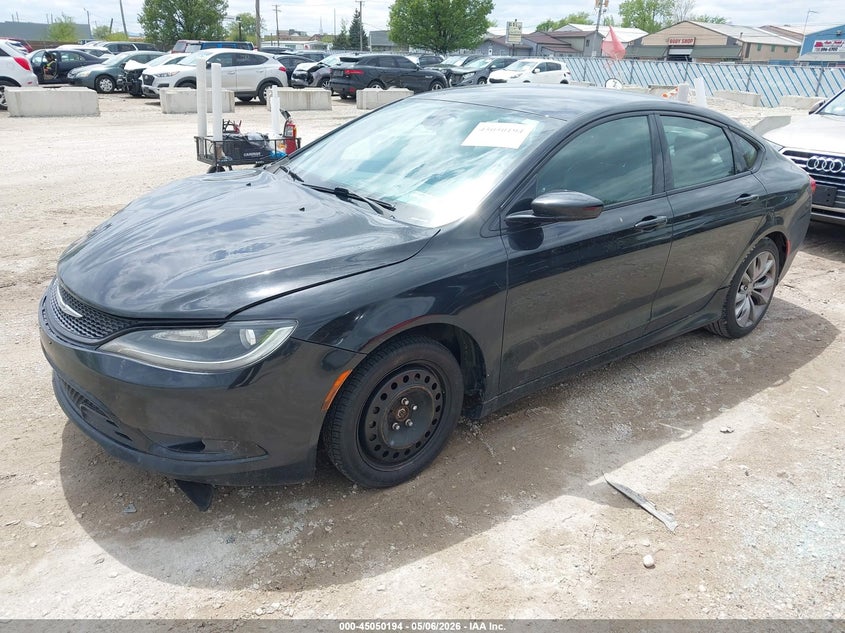 2015 Chrysler 200 VIN 1C3CCCBB0FN717485 IAAI salvage auction — RIGHT FRONT, Salvage (Texas), sold $100 on 2026-07-15 (photo 2)