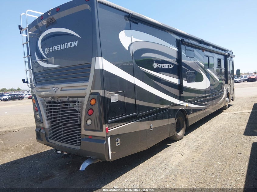 2011 Freightliner Chassis VIN 4UZACWDT9BCBD5668 IAAI salvage auction — Burn Interior, Salvage (California), sold $10,575 on 2026-08-05 (photo 4)