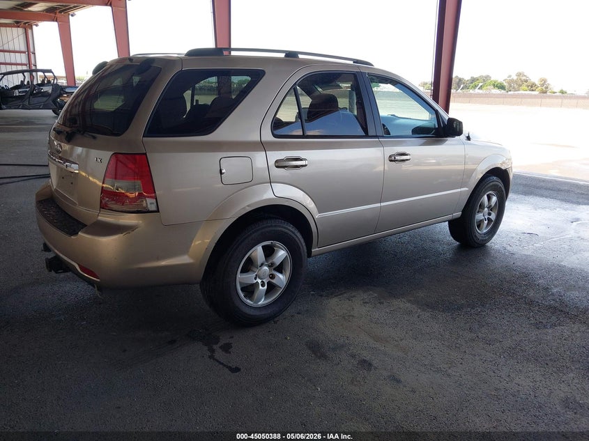 2008 Kia Sorento VIN KNDJD735085764616 IAAI salvage auction — LEFT & RIGHT, Salvage (California), sold $325 on 2026-07-14 (photo 4)