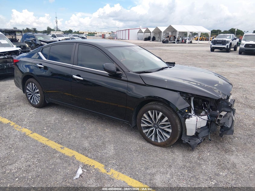 2023 Nissan Altima VIN 1N4BL4DVXPN381274 IAAI salvage auction — FRONT END, Rebuildable (Florida), sold $4,000 on 2026-09-11 (photo 1)