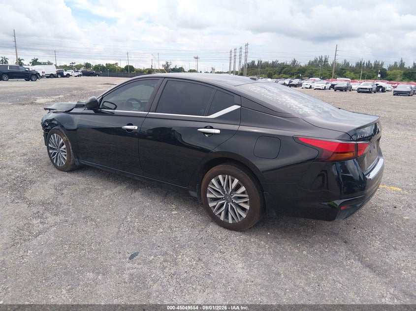 2023 Nissan Altima VIN 1N4BL4DVXPN381274 IAAI salvage auction — FRONT END, Rebuildable (Florida), sold $4,000 on 2026-09-11 (photo 3)