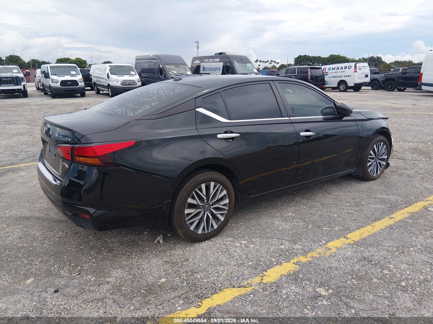 2023 Nissan Altima VIN 1N4BL4DVXPN381274 IAAI salvage auction — FRONT END, Rebuildable (Florida), sold $4,000 on 2026-09-11 (photo 4)