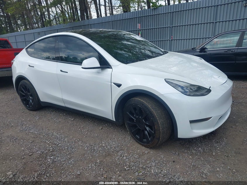 2020 Tesla Model y VIN 5YJYGDEE4LF048908 IAAI salvage auction — LEFT FRONT, Salvage (West Virginia), sold $5,500 on 2026-07-22 (photo 1)