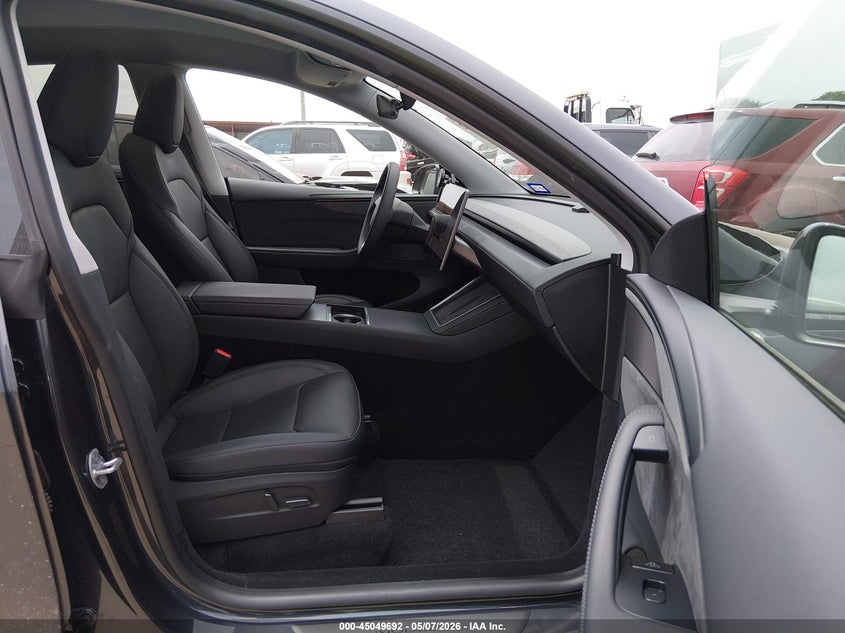 2026 Tesla Model y VIN 7SAYGDEDXTA494522 IAAI salvage auction — RIGHT FRONT, Original (Texas), sold $21,500 on 2026-07-30 (photo 5)