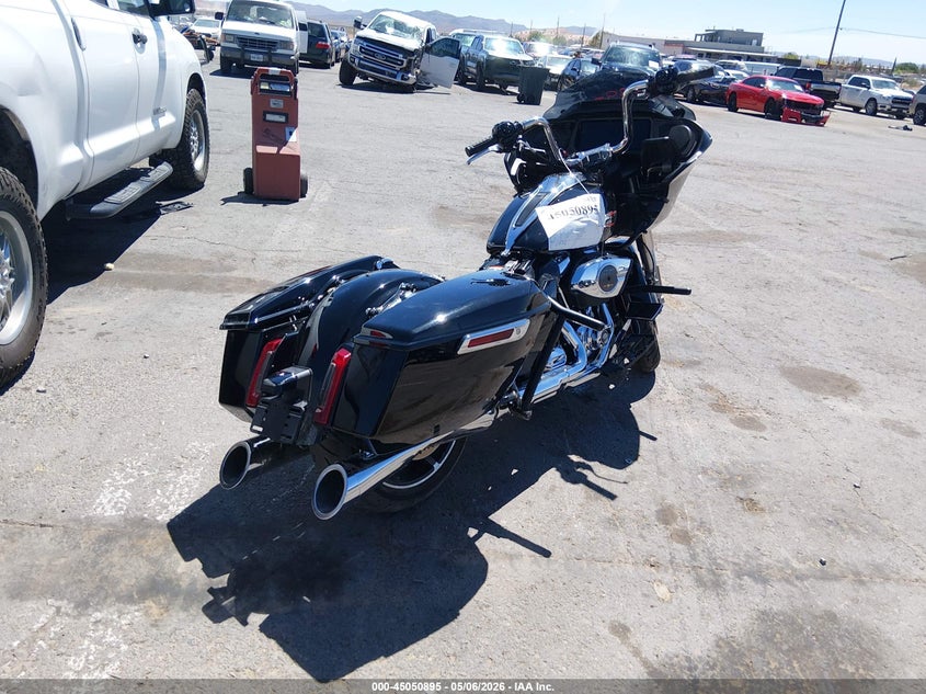 2024 Harley-davidson Road glide VIN 1HD1KH718RB659214 IAAI salvage auction — ROLLOVER, Original (Texas), sold $8,750 on 2026-08-19 (photo 4)
