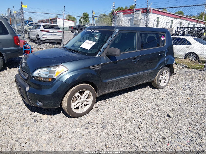 2011 Kia Soul VIN KNDJT2A27B7345222 IAAI salvage auction — REAR END, Salvage (West Virginia), sold $100 on 2026-07-15 (photo 2)