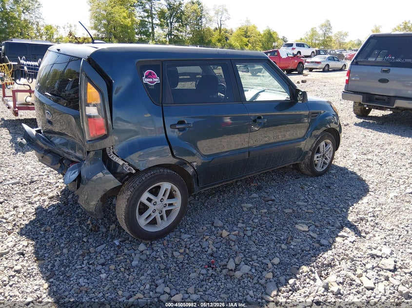 2011 Kia Soul VIN KNDJT2A27B7345222 IAAI salvage auction — REAR END, Salvage (West Virginia), sold $100 on 2026-07-15 (photo 4)