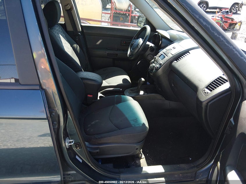 2011 Kia Soul VIN KNDJT2A27B7345222 IAAI salvage auction — REAR END, Salvage (West Virginia), sold $100 on 2026-07-15 (photo 5)