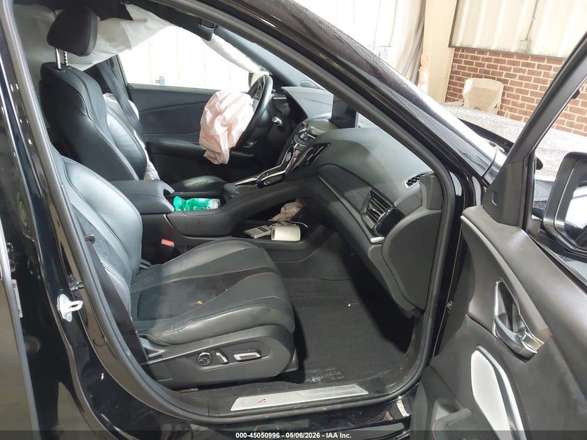 2022 Acura Rdx VIN 5J8TC2H61NL018328 IAAI salvage auction — LEFT FRONT, Salvage Title, sold $11,050 on 2026-08-20 (photo 5)
