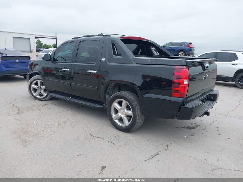 2013 Chevrolet Avalanche VIN 3GNMCFE05DG200174 IAAI salvage auction — FRONT END, Original (Texas), sold $9,825 on 2026-07-08 (photo 3)
