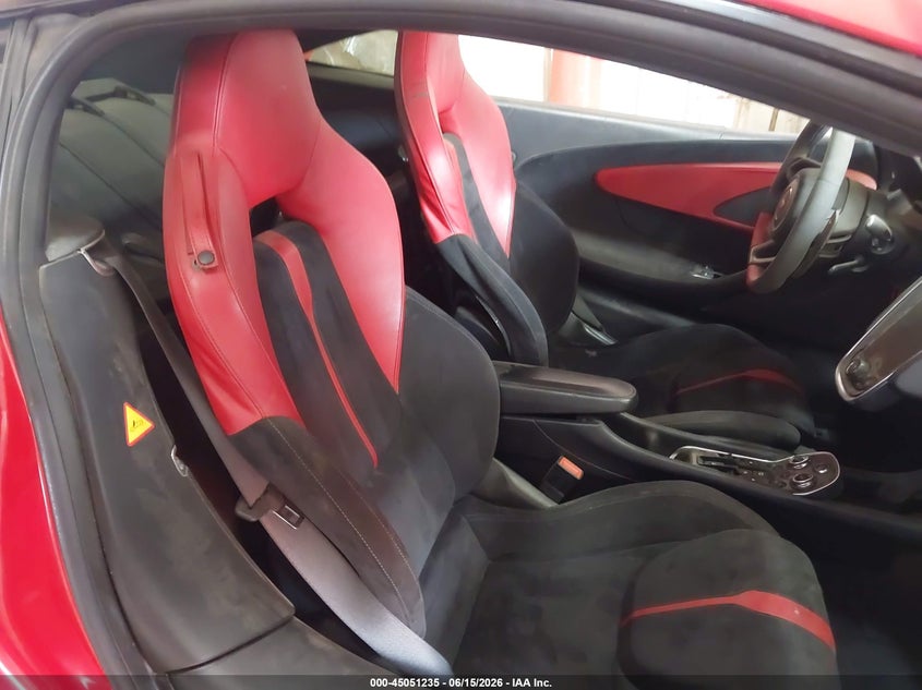 2017 Mclaren 570gt VIN SBM13GAA4HW002541 IAAI salvage auction — ROOF, Previous Salvage (Michigan), sold $53,800 on 2026-07-30 (photo 8)