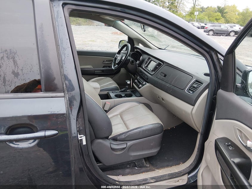 2017 Kia SEDONA VIN KNDMB5C15H6247911 IAAI salvage auction — FRONT END, Salvage (Ohio), sold $900 on 2026-07-19 (photo 5)