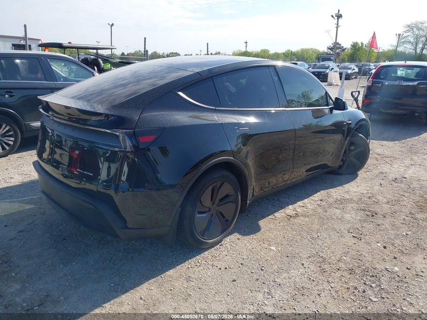 2026 Tesla Model y VIN 7SAYGDEE7TA472423 IAAI salvage auction — LEFT FRONT, Salvage (Illinois), sold $20,000 on 2026-07-09 (photo 4)