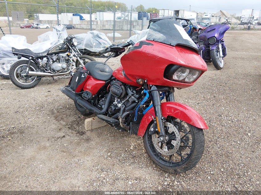 2022 Harley-davidson Road glide VIN 1HD1KTP10NB612076 IAAI salvage auction — RIGHT SIDE, Salvage (Illinois), sold $8,150 on 2026-07-07 (photo 1)