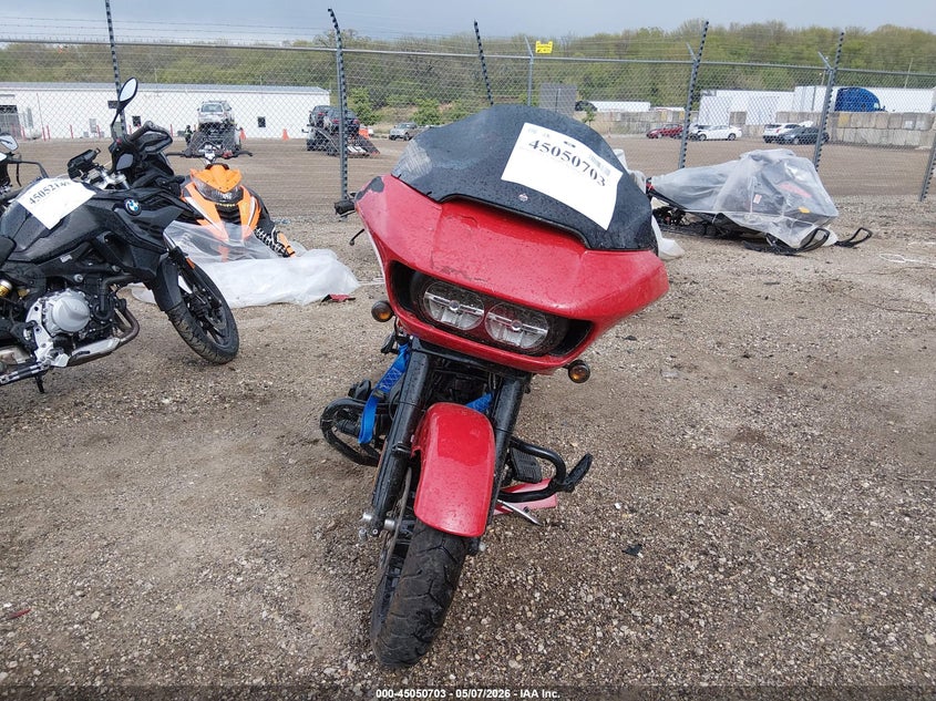 2022 Harley-davidson Road glide VIN 1HD1KTP10NB612076 IAAI salvage auction — RIGHT SIDE, Salvage (Illinois), sold $8,150 on 2026-07-07 (photo 5)