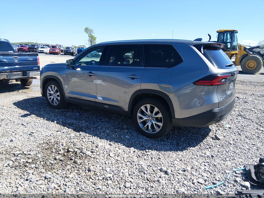 2025 Toyota Highlander VIN 5TDACAB50SS031484 IAAI salvage auction — SIDE, Salvage Title, sold $33,125 on 2026-07-22 (photo 3)