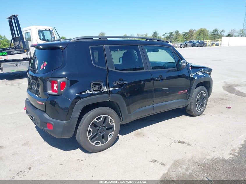 2016 Jeep Renegade VIN ZACCJBCT5GPD01041 IAAI salvage auction — SIDE, Clear (Indiana), sold $1,625 on 2026-07-31 (photo 4)