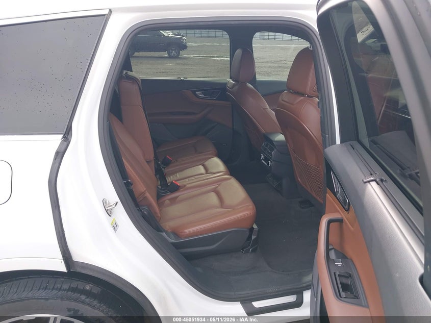 2017 Audi Q7 VIN WA1LAAF76HD015346 IAAI salvage auction — RIGHT REAR, Clear (Arkansas), sold $8,600 on 2026-07-08 (photo 8)