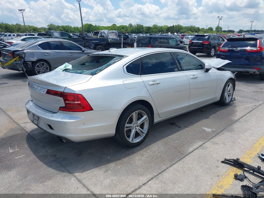 2018 Volvo S90 VIN LVY982AK9JP007395 IAAI salvage auction — LEFT SIDE, Rebuildable (Florida), sold $400 on 2026-07-15 (photo 4)