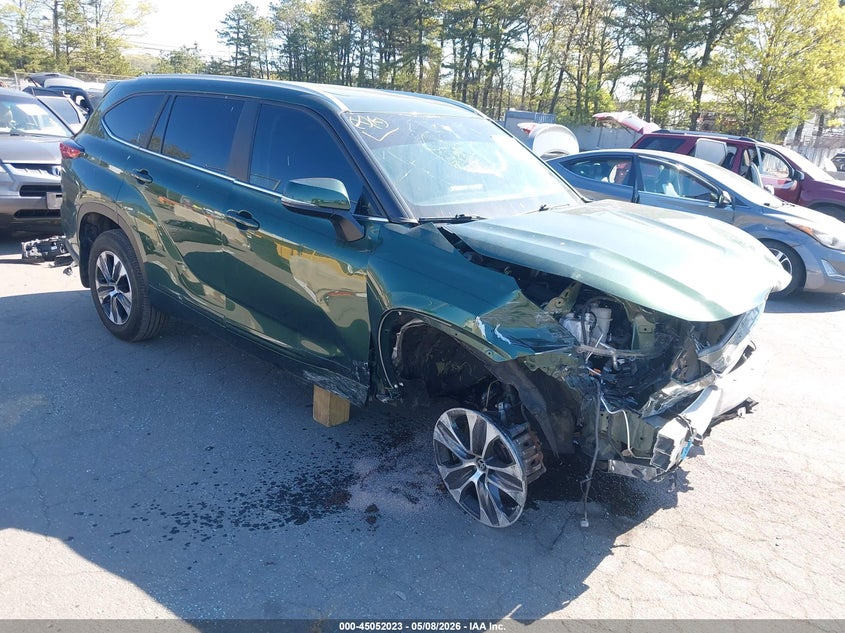 2023 Toyota Highlander VIN 5TDKDRAH5PS501687 IAAI salvage auction — FRONT END, Salvage (Pennsylvania), sold $10,250 on 2026-07-07 (photo 1)